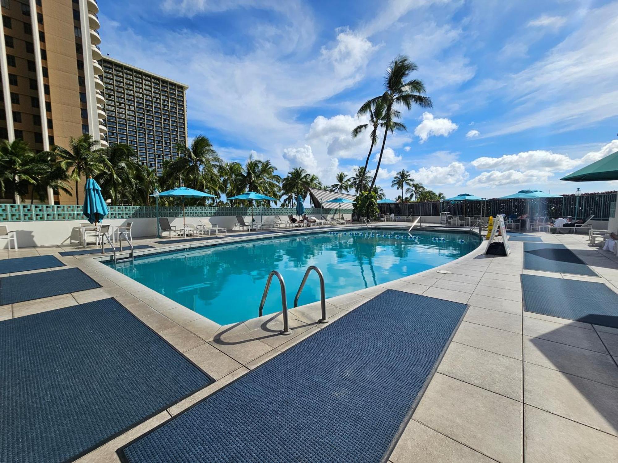 Ilikai Tower 1812 Lagoon View 1Br Гонолулу Экстерьер фото